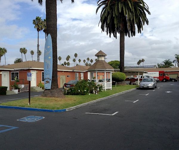 Oceanside Inn & Suites