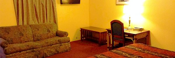 Oceanside Inn & Suites