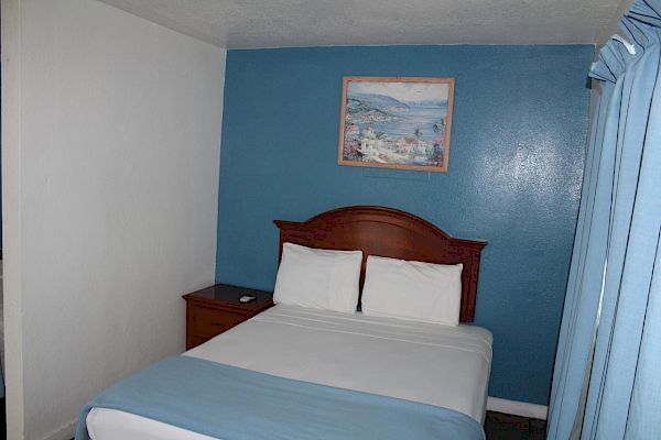 Oceanside Inn & Suites