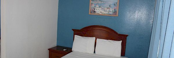 Oceanside Inn & Suites