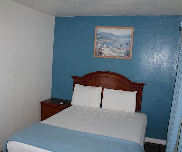 Oceanside Inn & Suites