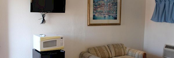 Oceanside Inn & Suites