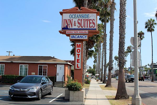 Oceanside Inn & Suites