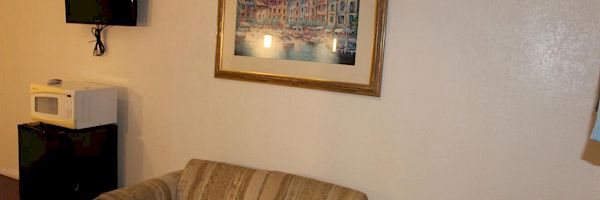 Oceanside Inn & Suites